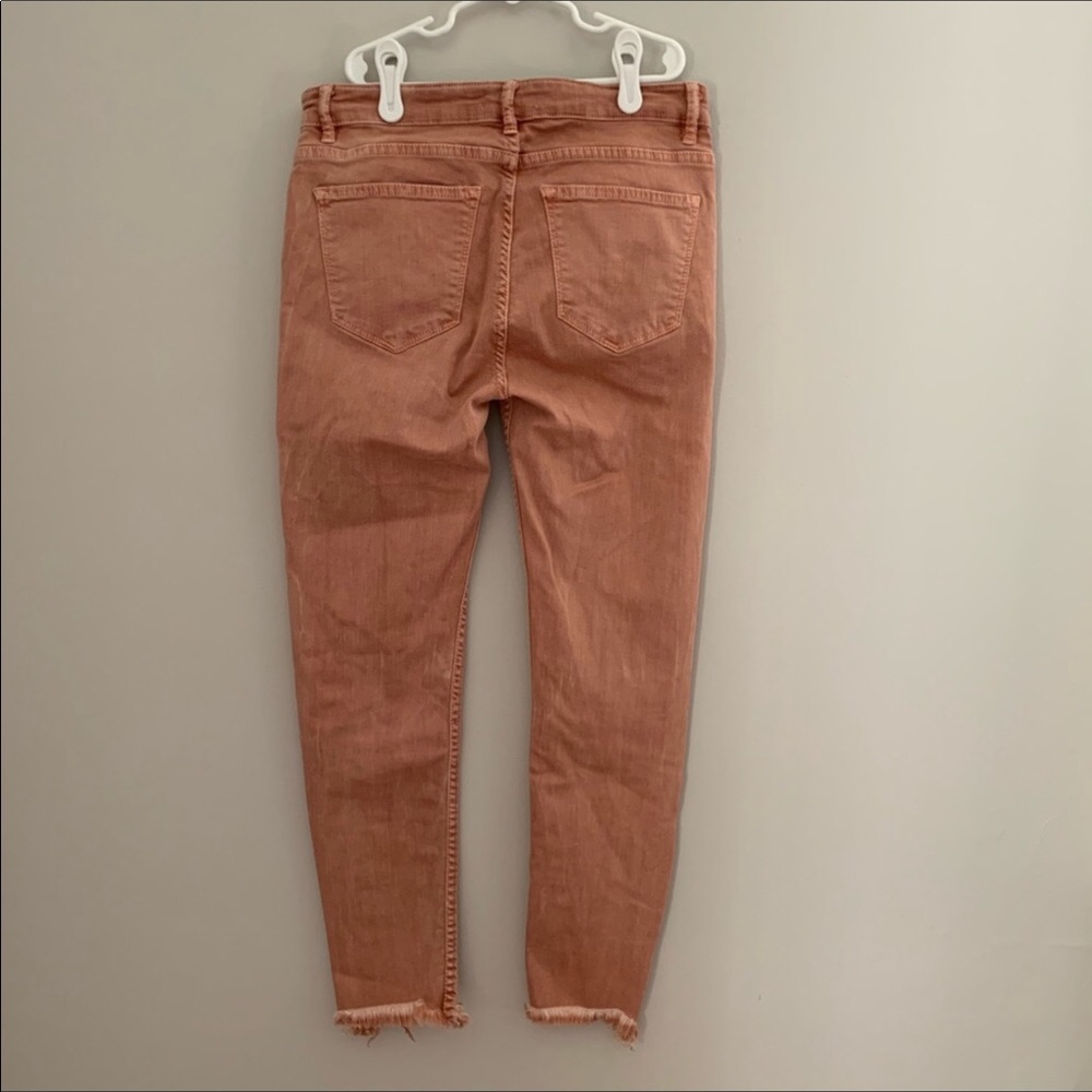 Zara The Skinny Distressed Hem Jean